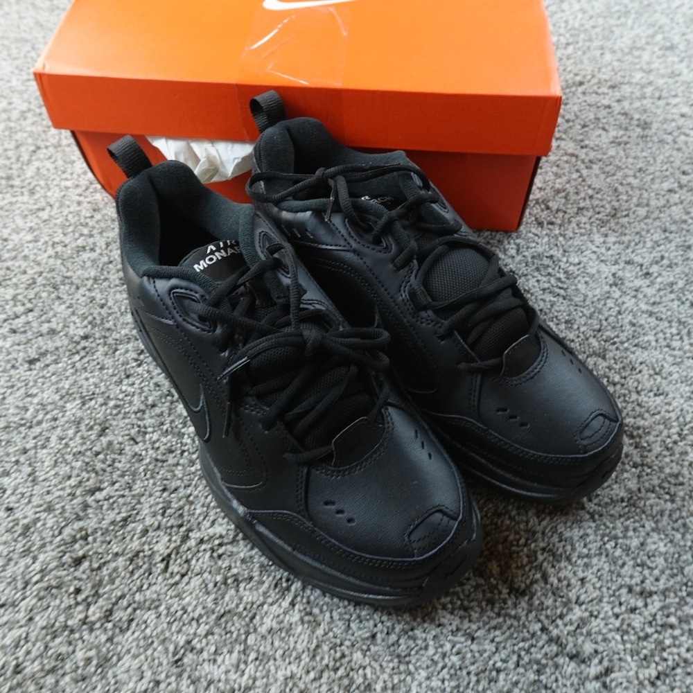 NEW Nike Shoes Mens 11 Black Air Monarch IV Athletic Sneakers Swoosh 415445-001